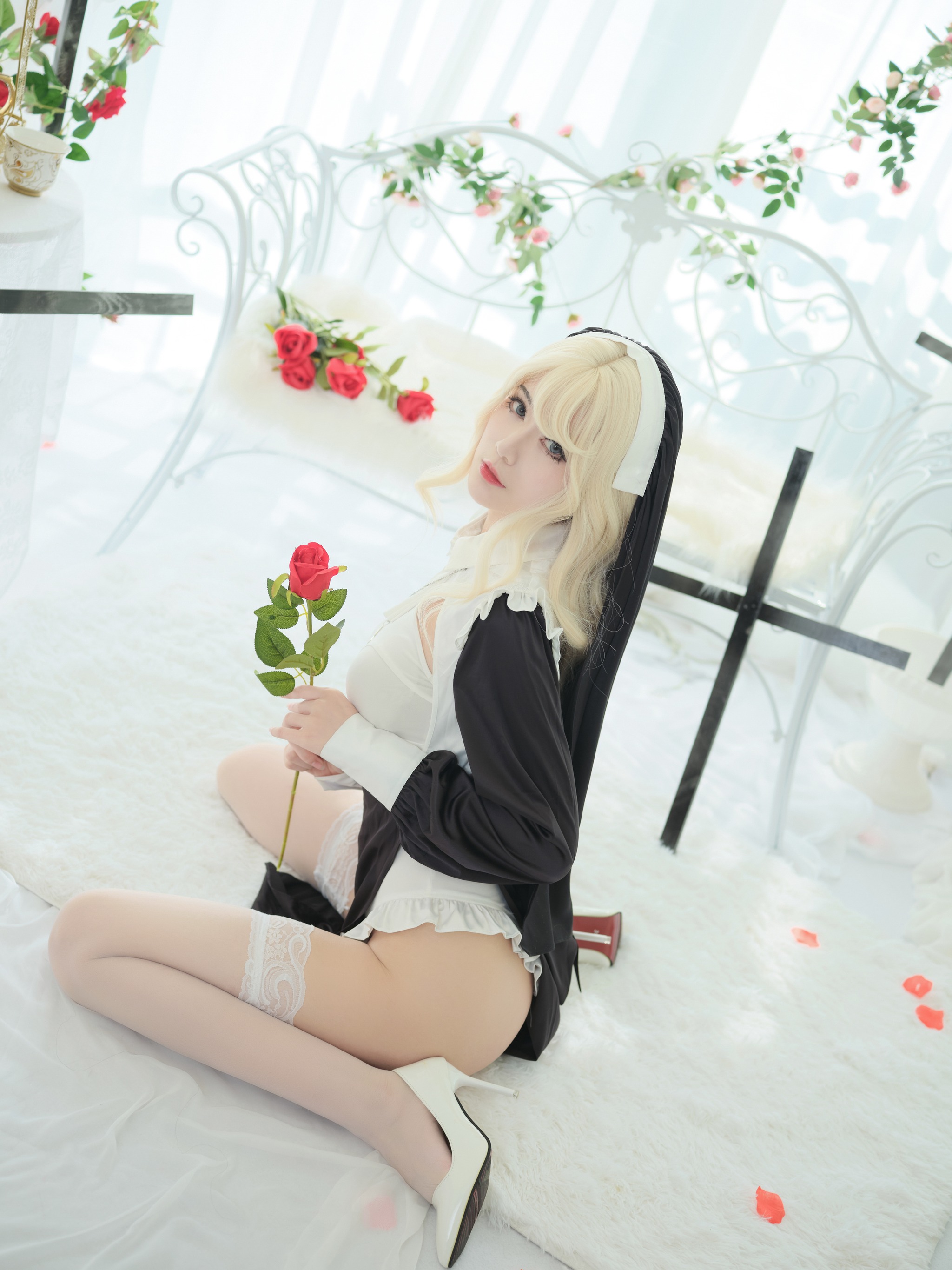 图片[1]-一米八的大梨子 – NO.013 修女[36P]-XikXak